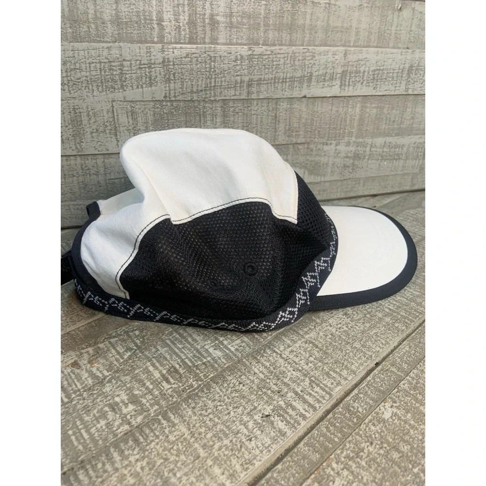 The North Face Class V Webbing White Black Cap Hat Unisex One Size Adjustable